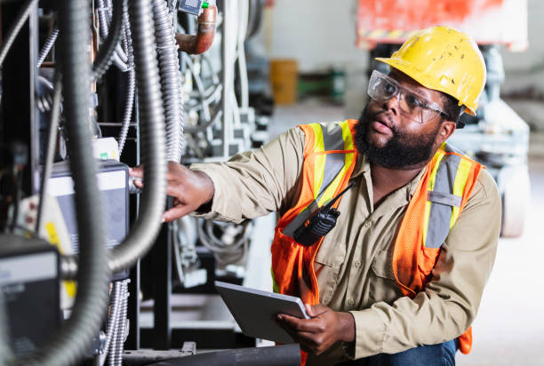 Best Circuit Breaker Repair  in Dover, OH